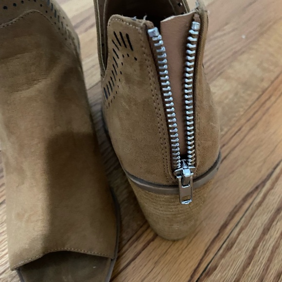 Steve Madden Heels - Picture 4 of 4